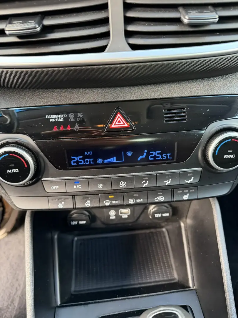 Hyundai Tucson 1.6 diesel cutie automata