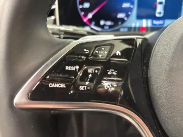 E 200 AVANTGARDE ADVANCED PLUS PANORAMA 360