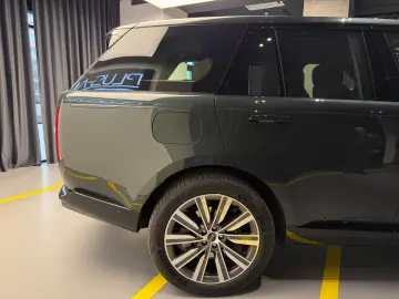 Land Rover Range Rover HSE D350 - Belgravia Green