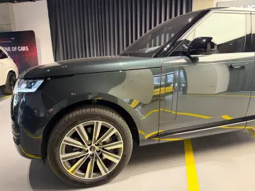 Land Rover Range Rover HSE D350 - Belgravia Green