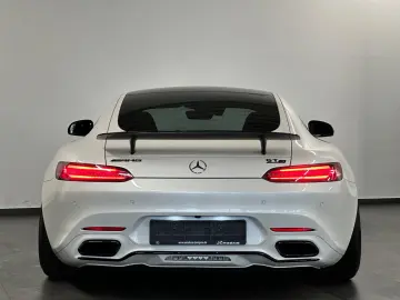AMG GT S AERO DYNAMIK  PERFORMANCE SITZE