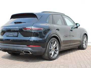 Cayenne  Abstandstempomat  Navi