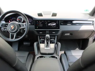 Cayenne  Abstandstempomat  Navi