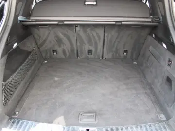 Cayenne  Abstandstempomat  Navi