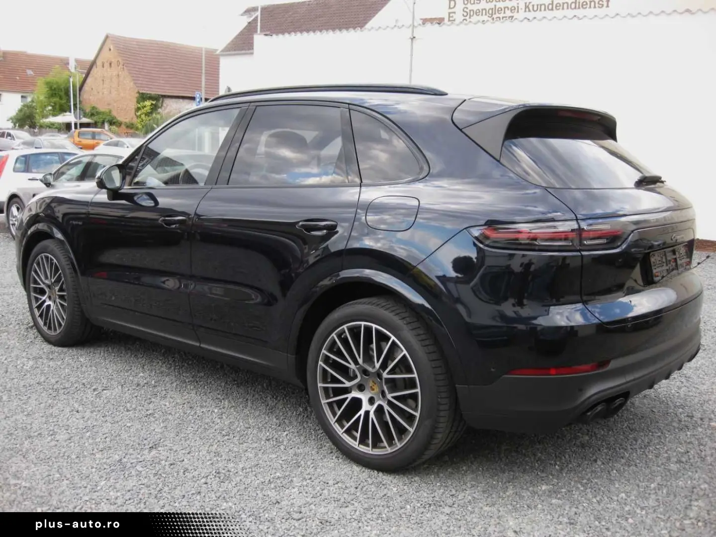 Cayenne Plug-In-Hybrid Platinum Edition 1Hand