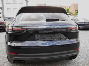 Cayenne Plug-In-Hybrid Platinum Edition 1Hand