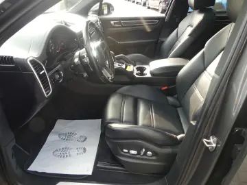 Cayenne E-Hybrid 340KW PANO HUD 360  SPORTPAKET