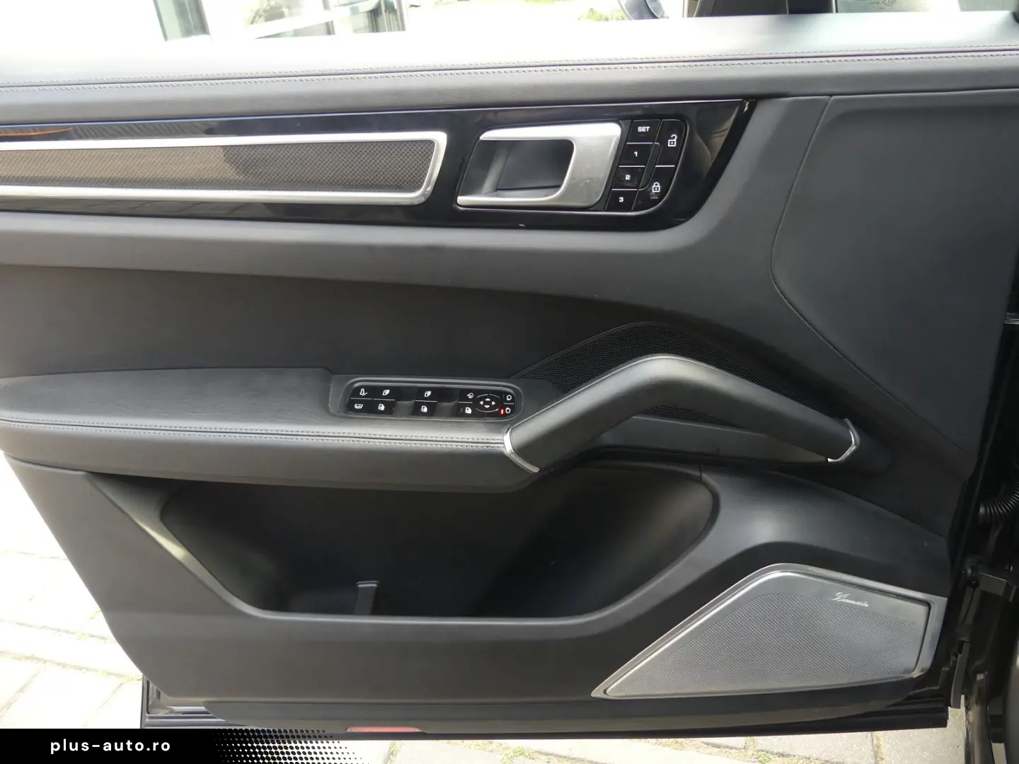 Cayenne E-Hybrid 340KW PANO HUD 360  SPORTPAKET