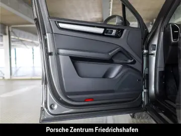 Cayenne E-Hybrid Soft-Close Surround-View BOSE B