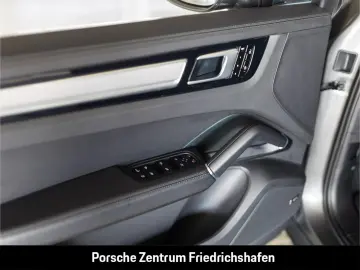 Cayenne E-Hybrid Soft-Close Surround-View BOSE B