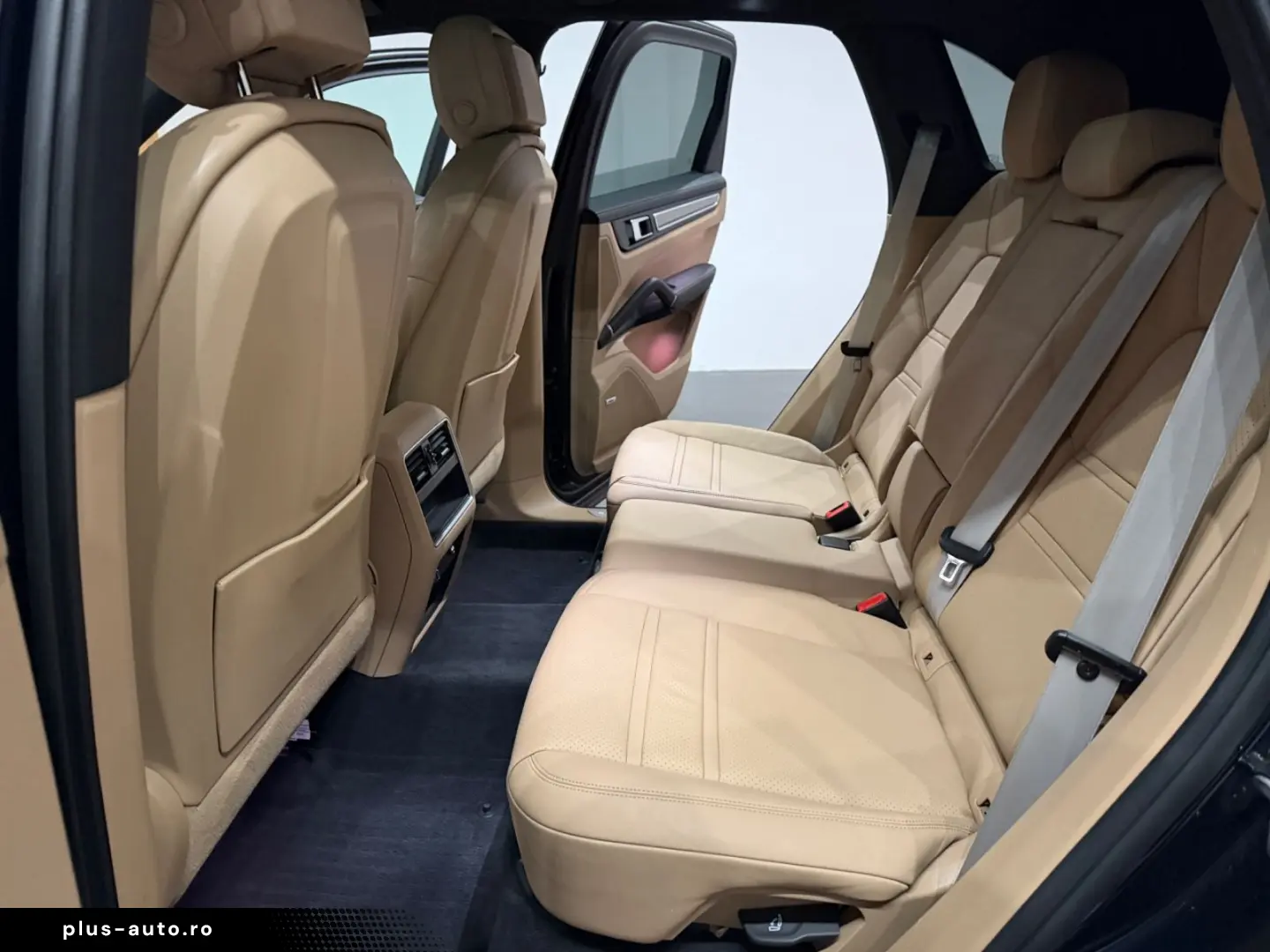 Cayenne Platinum Edition Keyless Go ACC Panorama