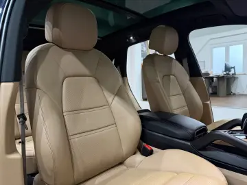 Cayenne Platinum Edition Keyless Go ACC Panorama