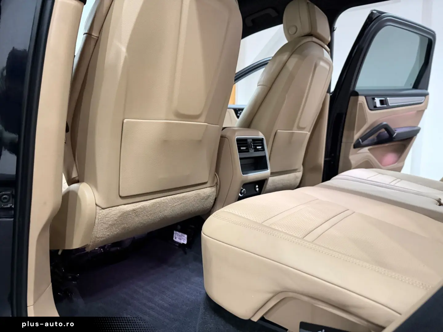 Cayenne Platinum Edition Keyless Go ACC Panorama