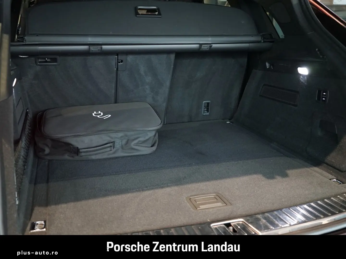 Cayenne E-Hybrid Sportabgas Abstandstempomat