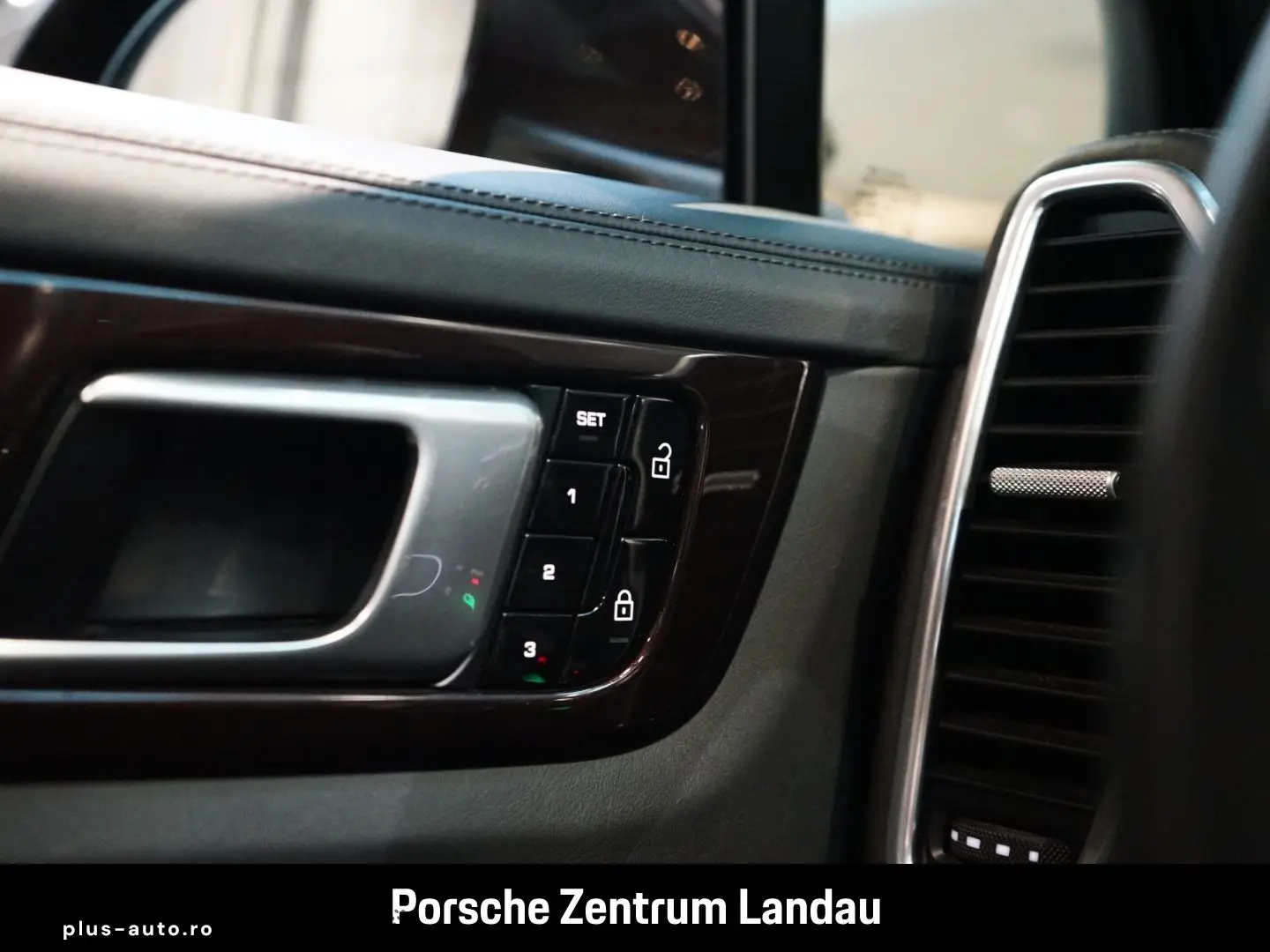 Cayenne E-Hybrid Sportabgas Abstandstempomat