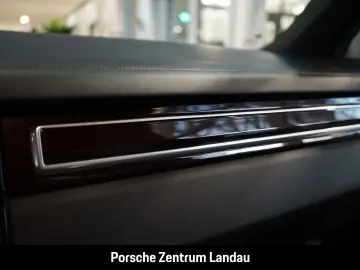 Cayenne E-Hybrid Sportabgas Abstandstempomat