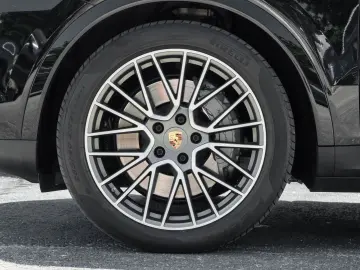 Cayenne S Platinum Edition 14 Wege Sitze Pano