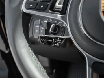 Cayenne S Platinum Edition 14 Wege Sitze Pano