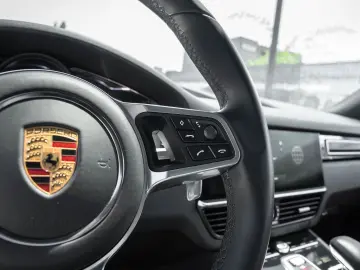 Cayenne S Platinum Edition 14 Wege Sitze Pano