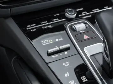 Cayenne S Platinum Edition 14 Wege Sitze Pano