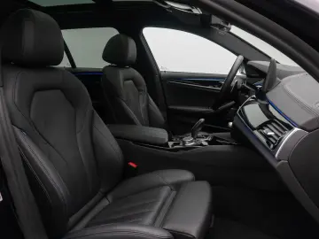 540i xD M Sport DAB Panorama HUD H K DispKey 20