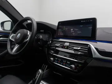540i xD M Sport DAB Panorama HUD H K DispKey 20