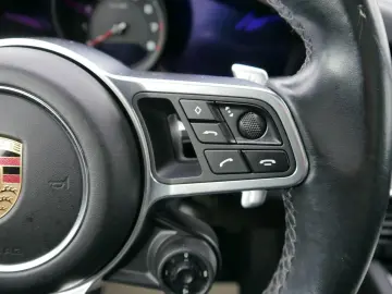 Cayenne Coupé  LED SZH KAMERA AHK DAB NAVI PANO