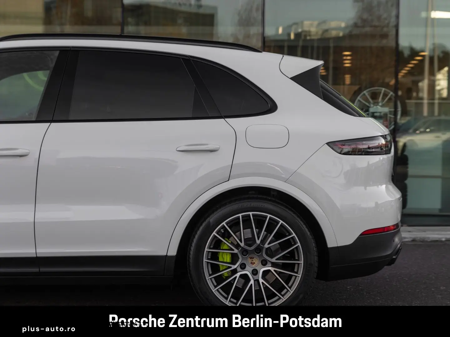 Cayenne E-Hybrid Platinum Edition Surround-View