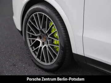 Cayenne E-Hybrid Platinum Edition Surround-View