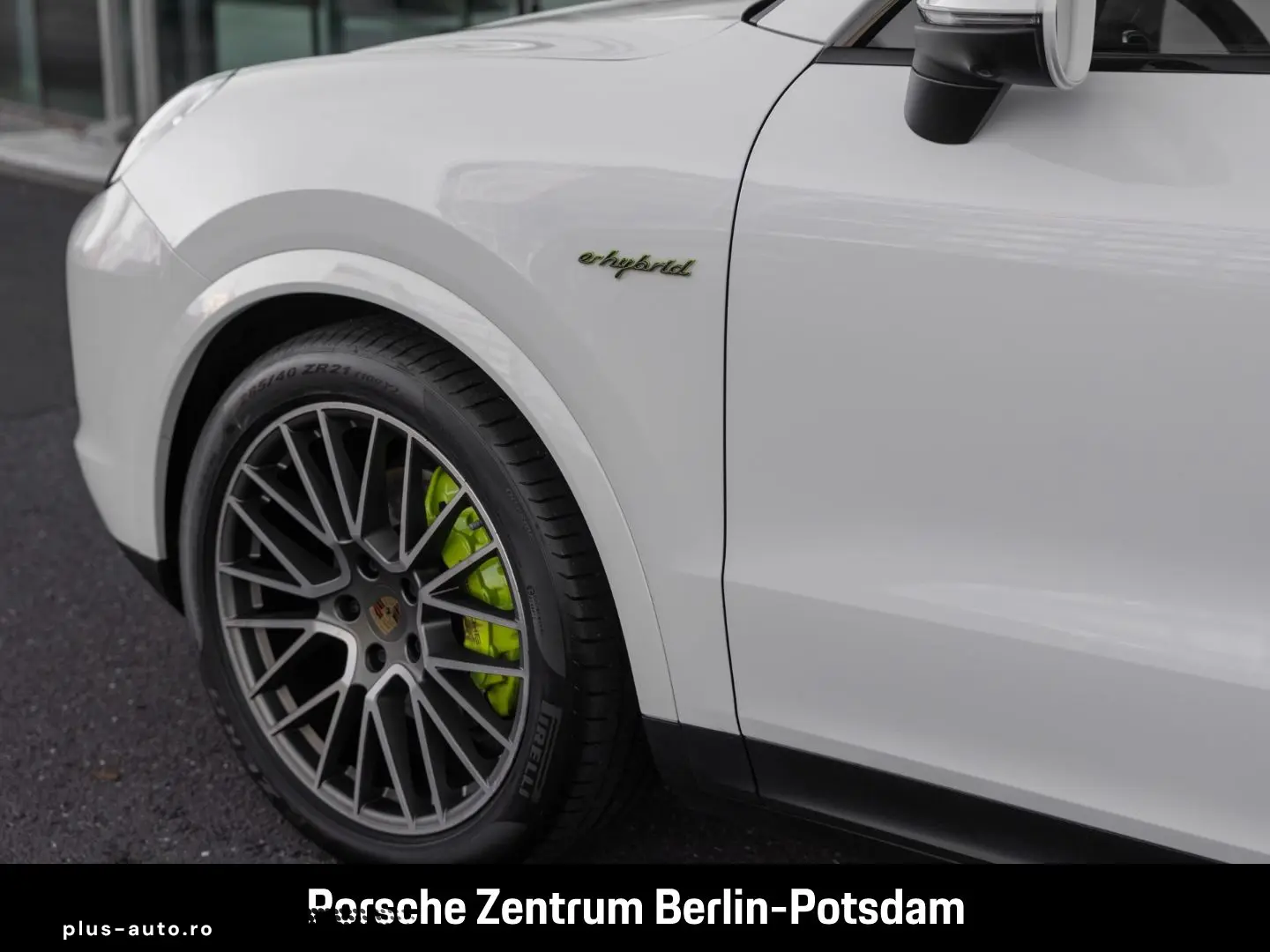 Cayenne E-Hybrid Platinum Edition Surround-View