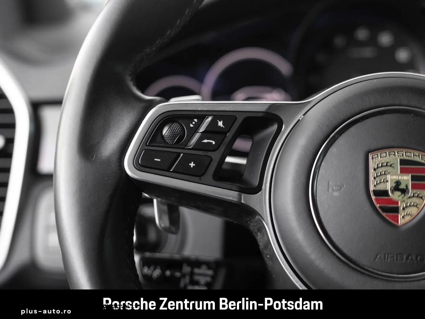 Cayenne E-Hybrid Platinum Edition Surround-View