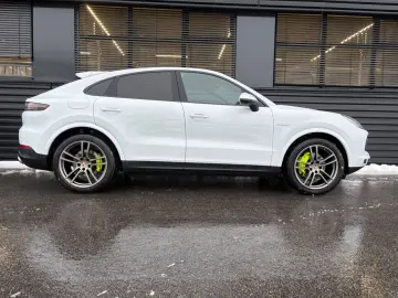 Cayenne Coupe E-Hybrid-INNO-HEAD UP-EL.AK-1.HAND