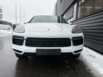 Cayenne Coupe E-Hybrid-INNO-HEAD UP-EL.AK-1.HAND