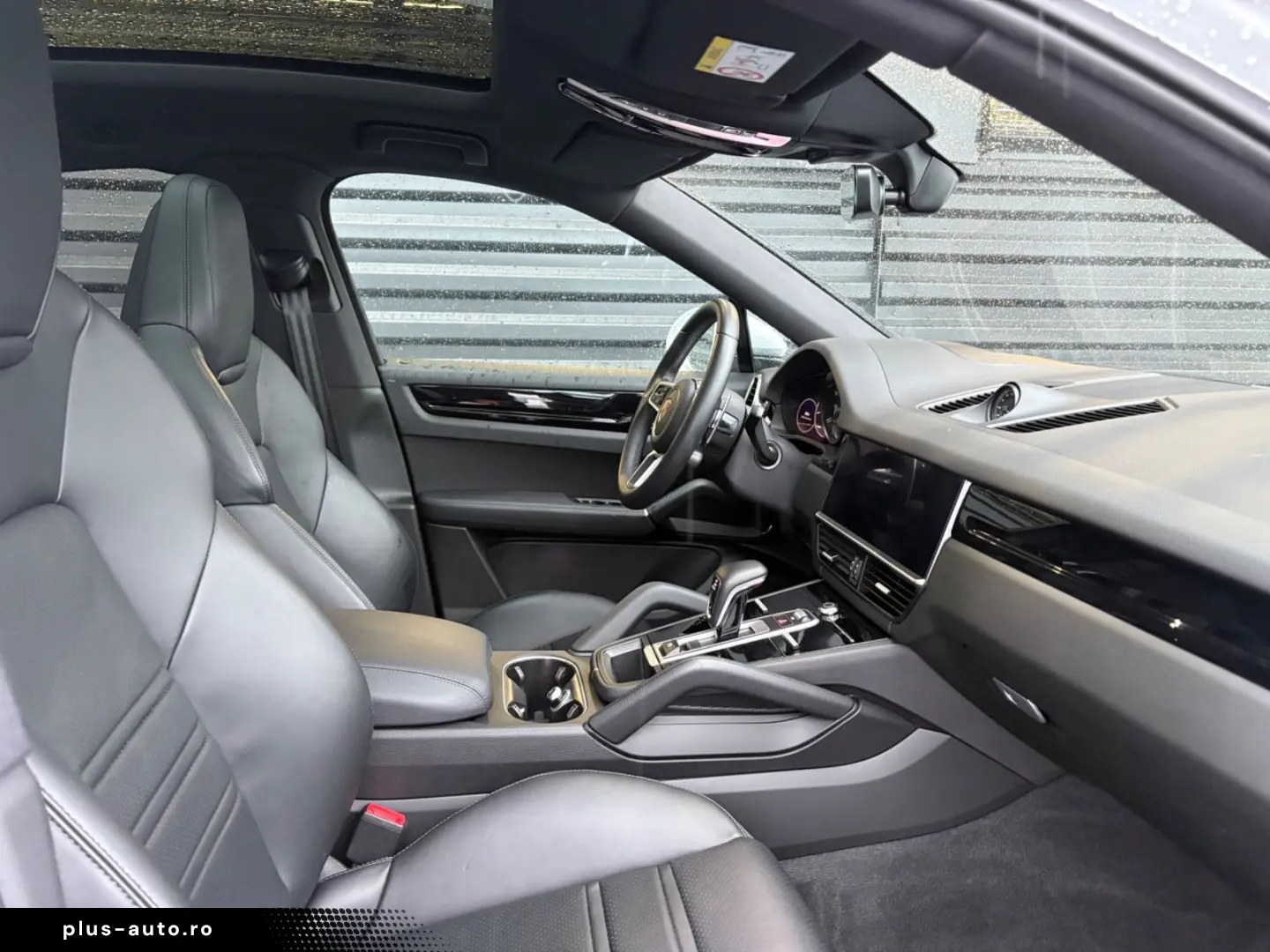 Cayenne Coupe E-Hybrid-INNO-HEAD UP-EL.AK-1.HAND