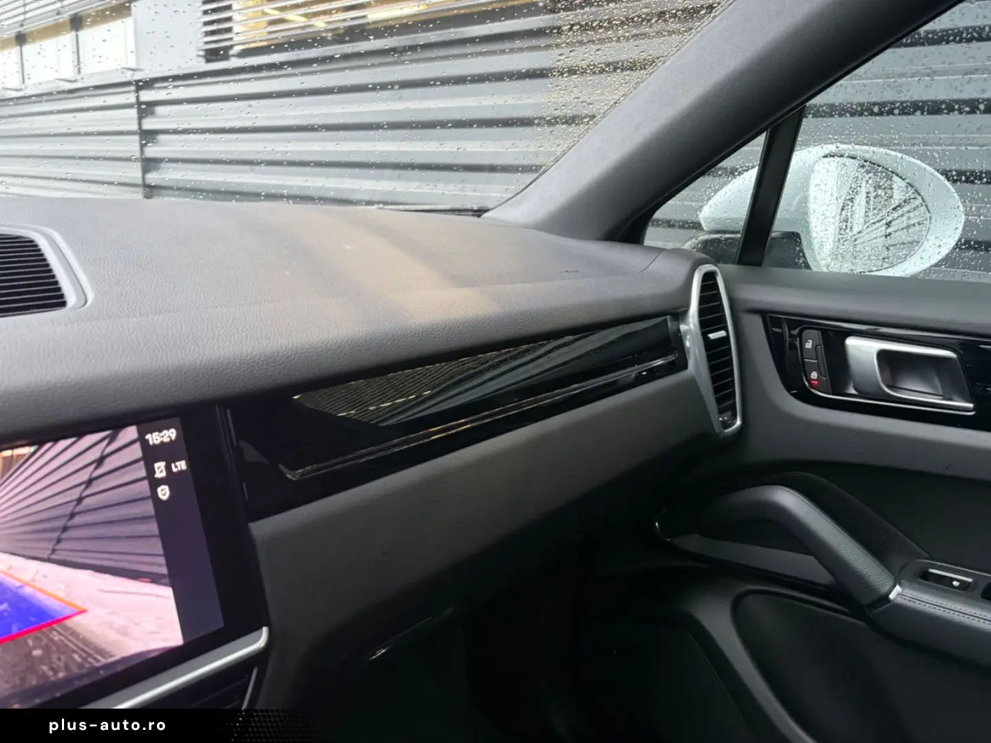 Cayenne Coupe E-Hybrid-INNO-HEAD UP-EL.AK-1.HAND