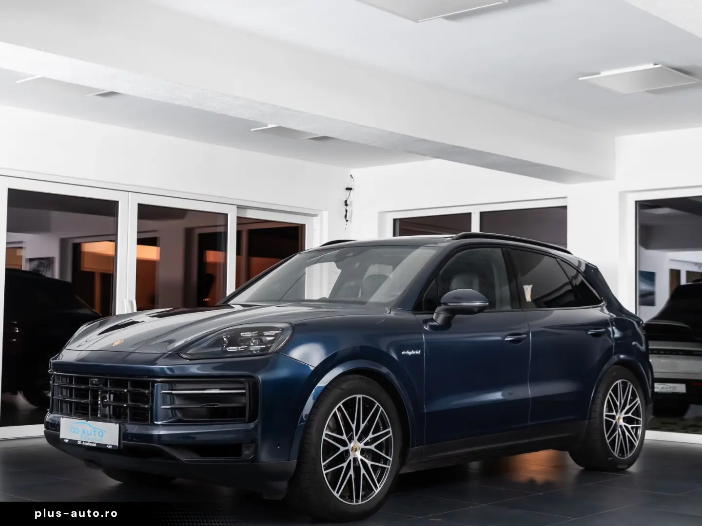 Cayenne E-Hybrid Pano Luft Chrono AHK 21