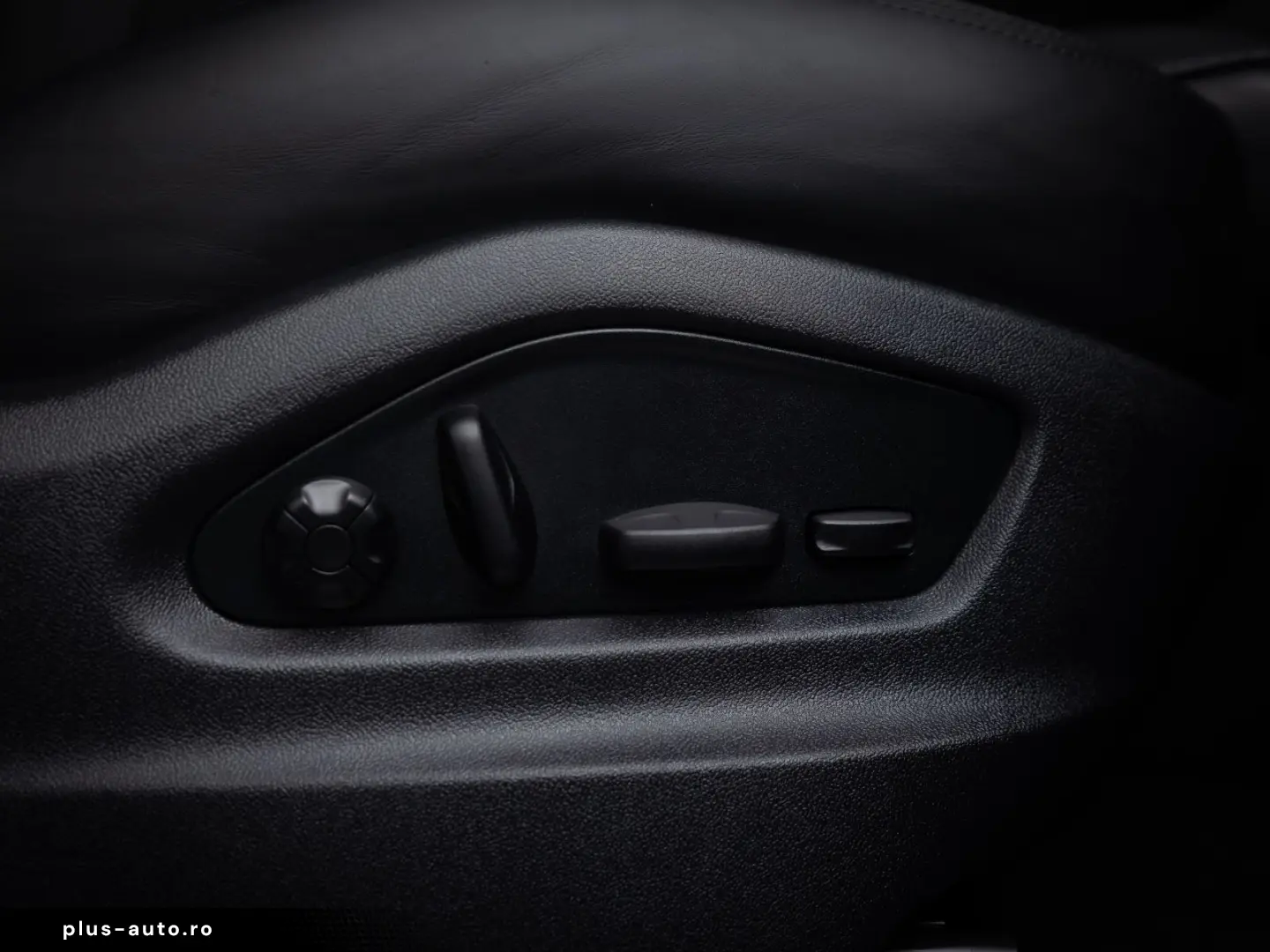 Cayenne E-Hybrid Pano Luft Chrono AHK 21