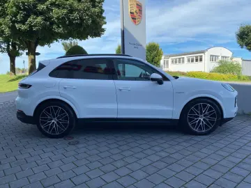 Cayenne E-Hybrid  BOSE  Panorama  Komfortsitz