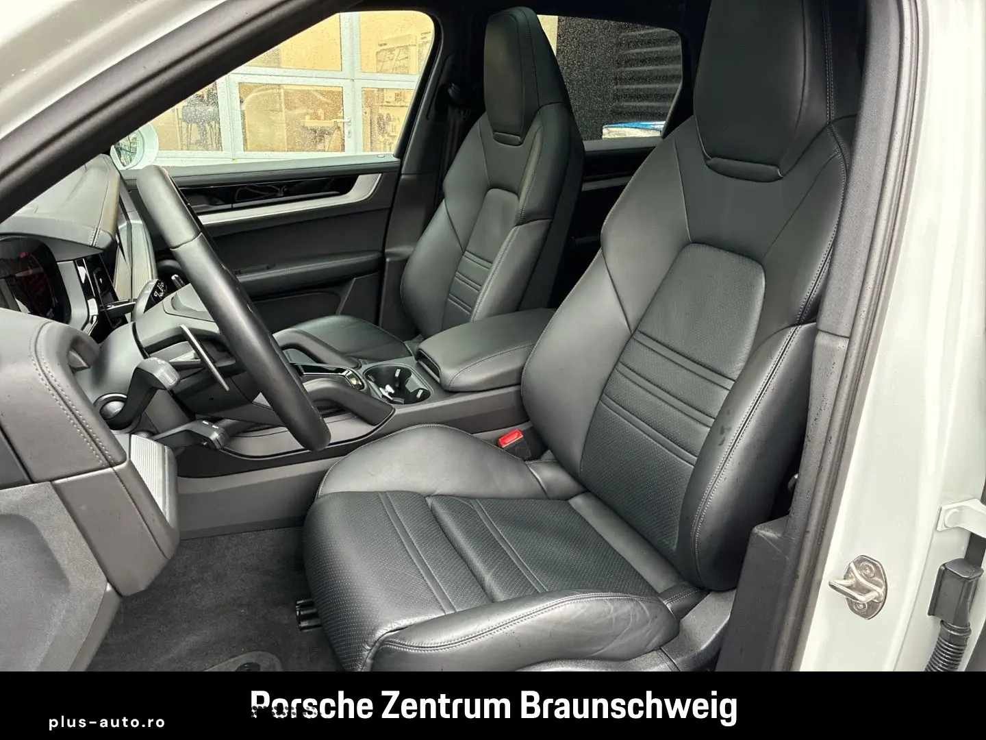 Cayenne E-Hybrid Sport-Chrono Panoramadach LED