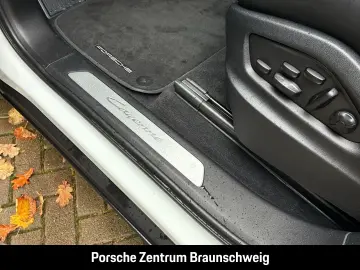 Cayenne E-Hybrid Sport-Chrono Panoramadach LED