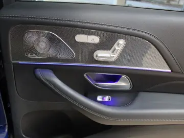 GLS 400 d 4Matic AMG-LINE 22 Zoll Panorama 360