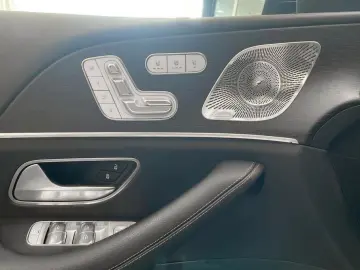 GLS 400d 400 d 4Matic 330hp AMG PANO HUD  VAT