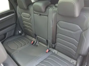 Touareg R-Line 3.0 TDI DSG 4M AHK Matrix Pano 20