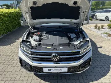 Touareg 3.0 TDI DSG 4Motion R-Line Black Style
