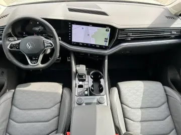 Touareg 3.0 TDI DSG 4Motion R-Line Black Style