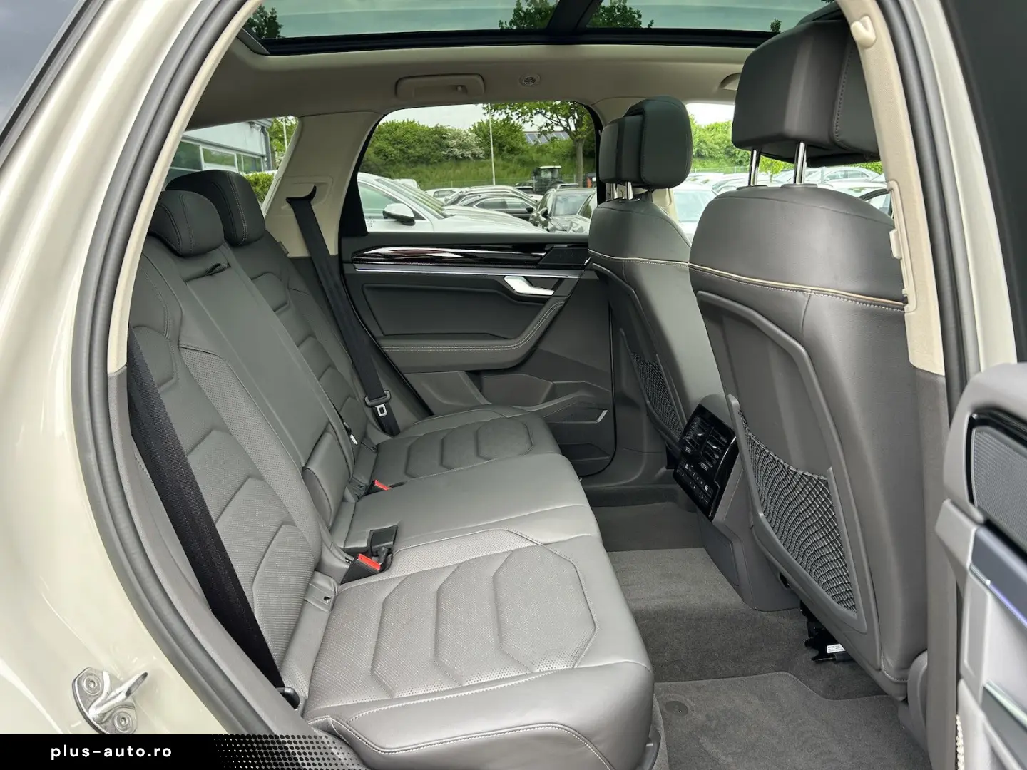 Touareg 3.0 TDI DSG 4Motion R-Line Black Style