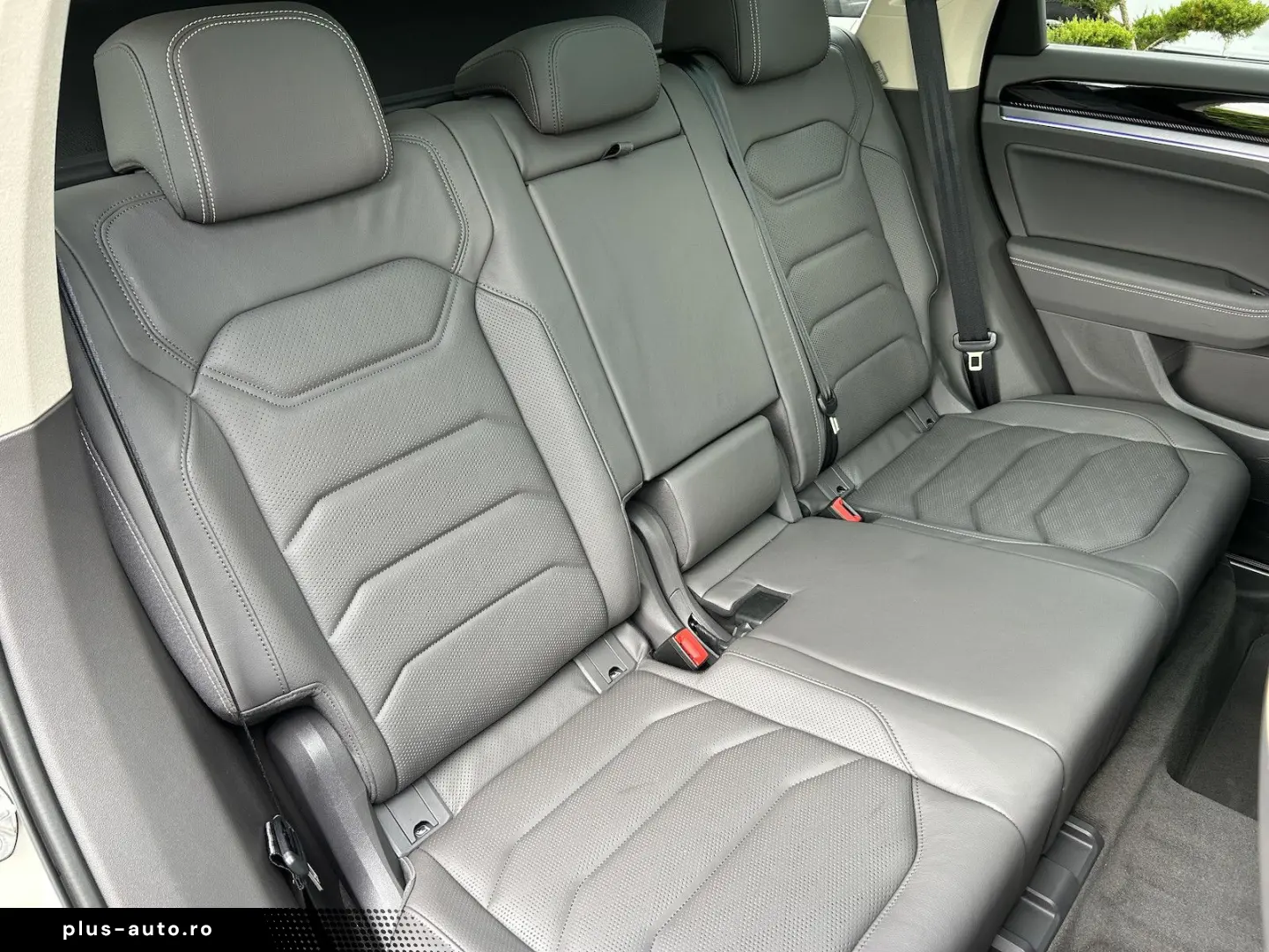 Touareg 3.0 TDI DSG 4Motion R-Line Black Style