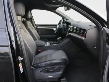 Touareg R-Line 4M Head-Up Leder Nachtsicht #855