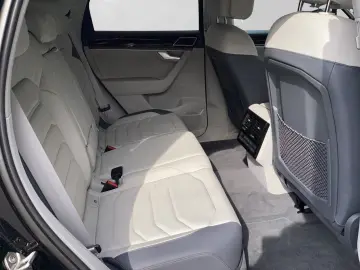 Touareg 3.0 TDI 4M R-LINE LM21 ALLRDLG LUFT DYNA