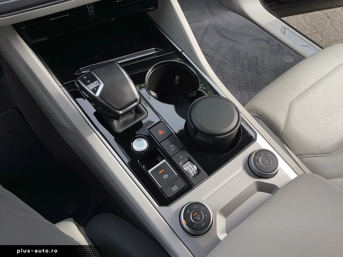 Touareg 3.0 TDI 4M R-LINE LM21 ALLRDLG LUFT DYNA